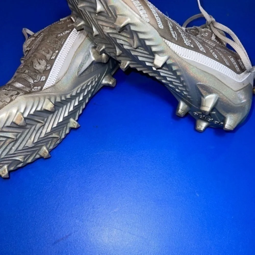 Adidas Adizero Football Cleats Size 9.5 GX5414 Grey Silver Metallic. GREAT SHAPE